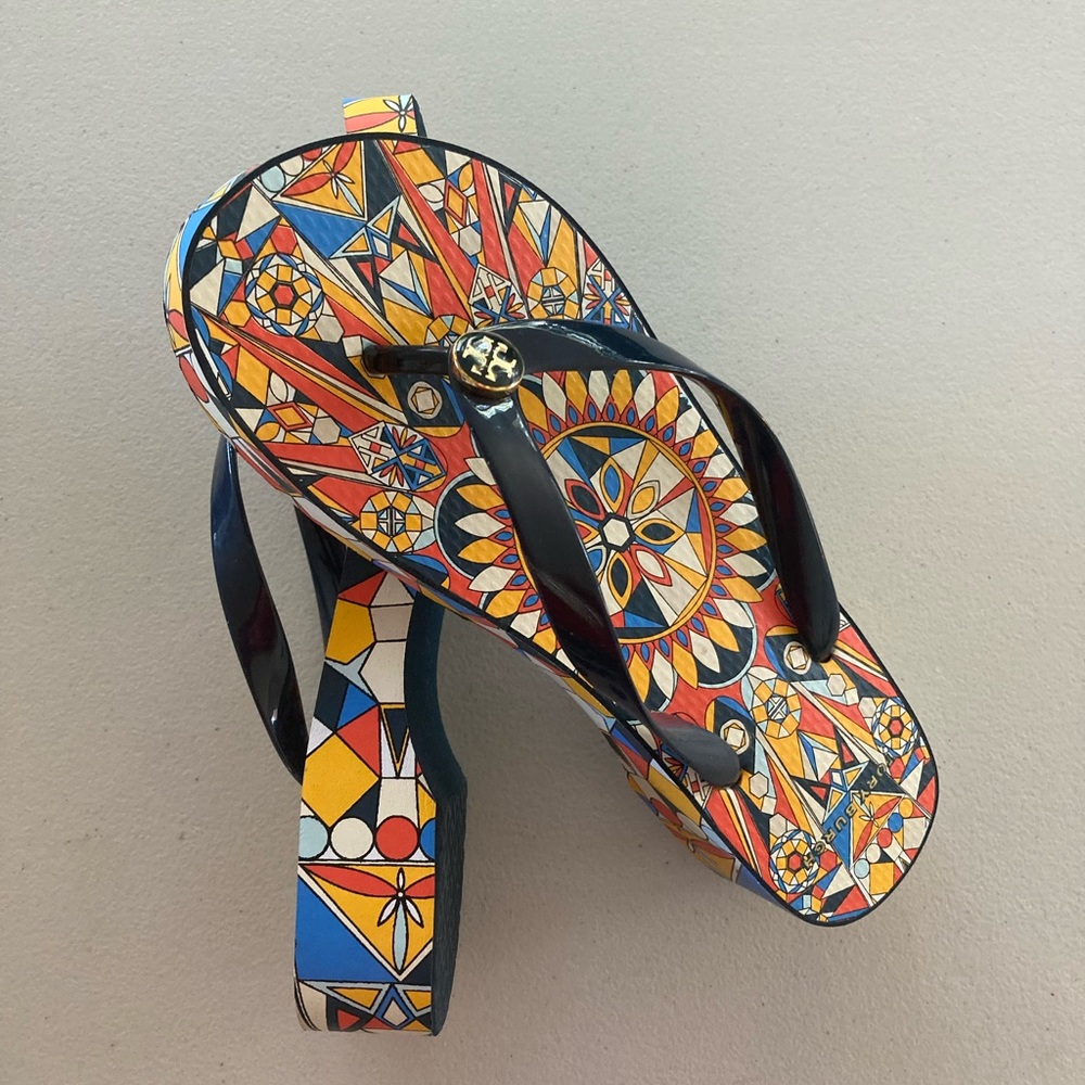 Tory Navy Psychedelic Geo Platform 434 Flip Flop w/Box